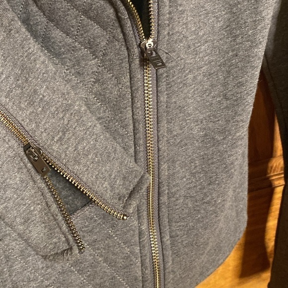 Athleta Belvedere gray quilted zip up Moto Jacket zipper sleeves Women’s Sz S - Picture 6 of 10